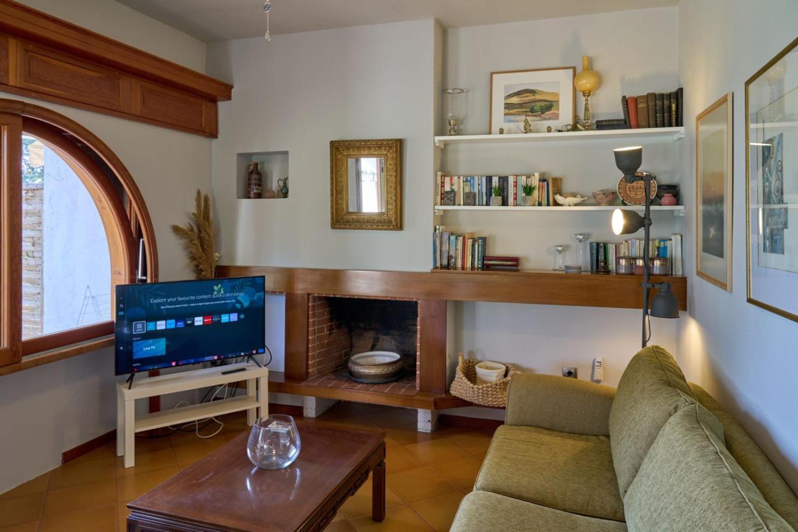 ניאה אירקליה Summerday Villa Private Beach מראה חיצוני תמונה
