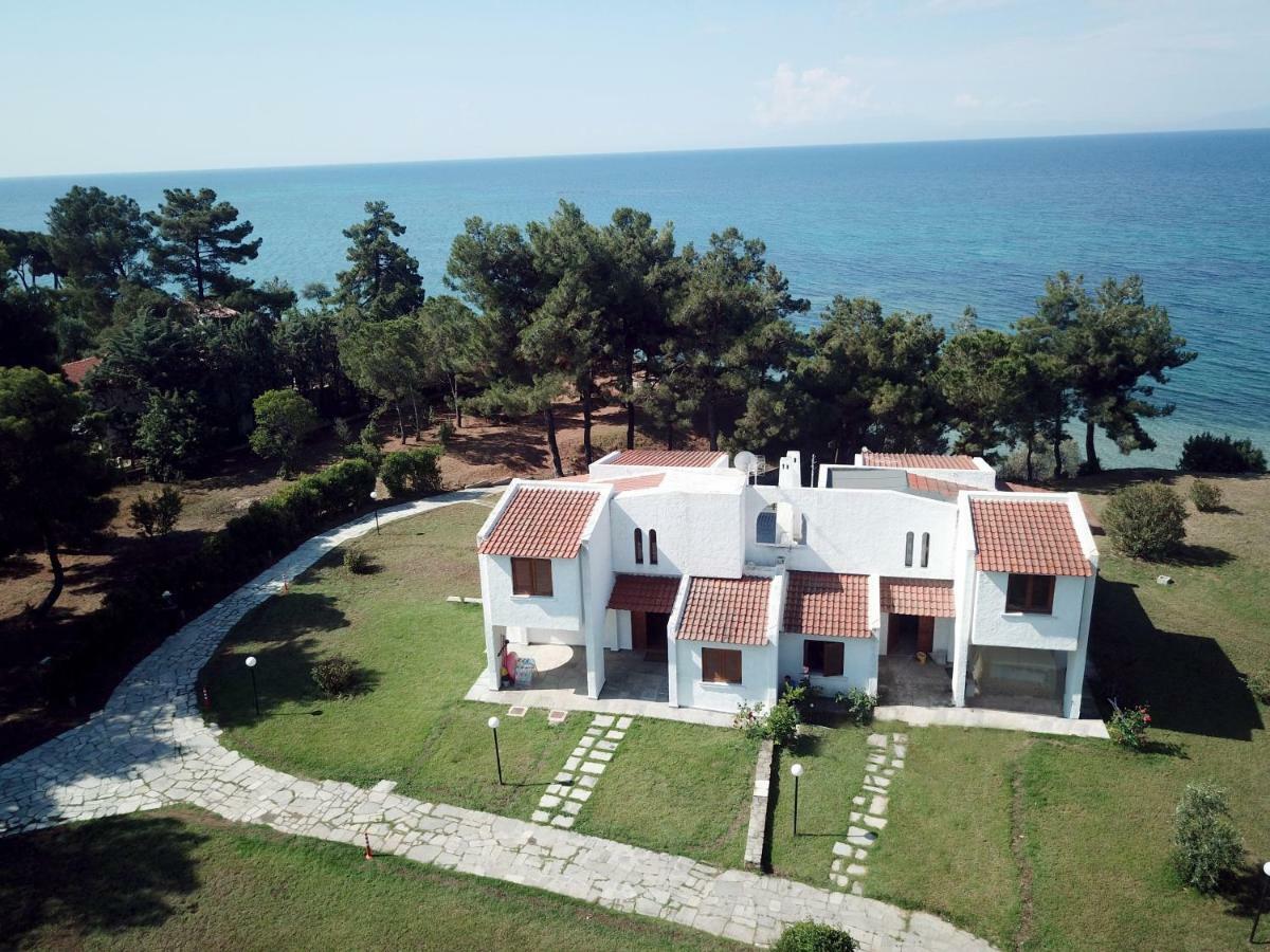 ניאה אירקליה Summerday Villa Private Beach מראה חיצוני תמונה