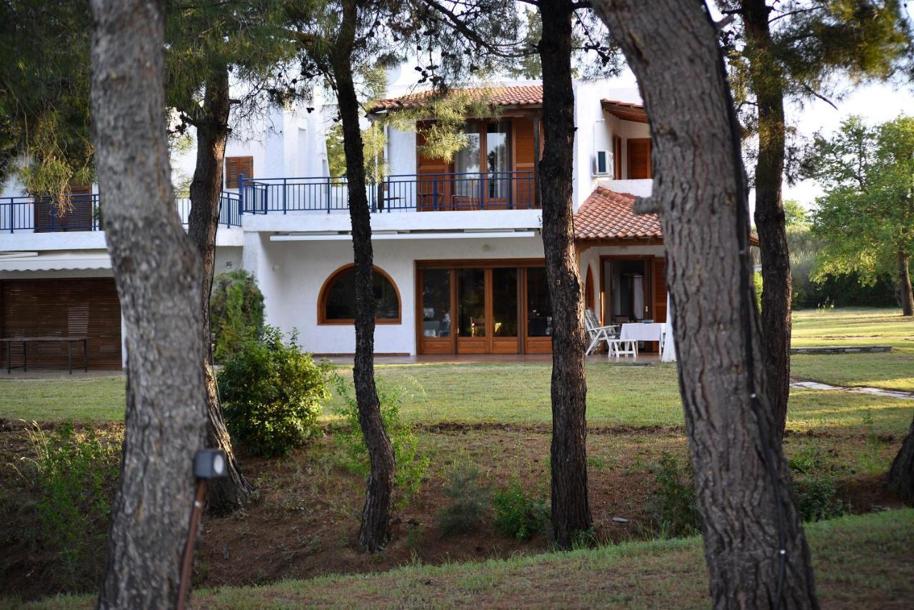 ניאה אירקליה Summerday Villa Private Beach מראה חיצוני תמונה